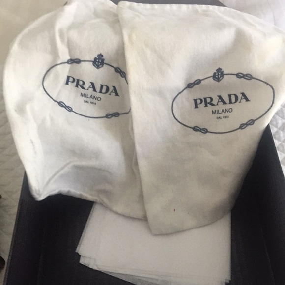 Authentic*** Prada Strappy Leather Heels sz 38 - Picture 6 of 7